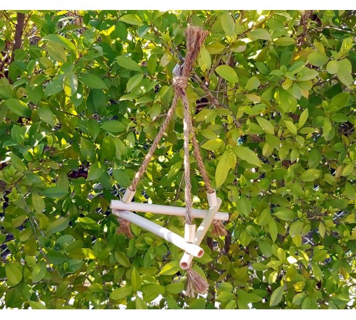 Zelena Zoo Гойдалка з тростини Трикутник з дзвіночком 25 см