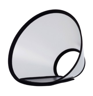 Ветеринарний комір Trixie на липучці S-M 30-37 см / 14 см (пластик)